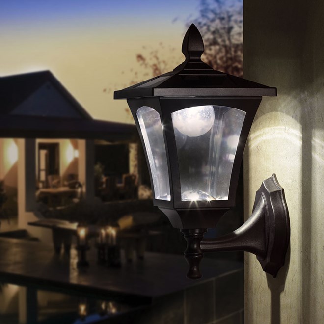 Stratco Solar Coach Wall Light