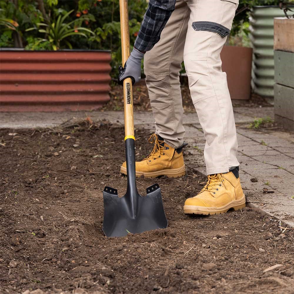 Gardenmaster Square Mouth Long Shifting Shovel